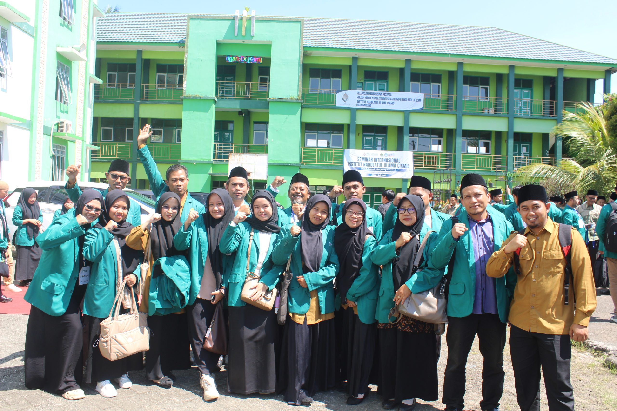 Aktivitas Akademik